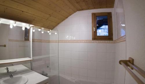 Superior Chalet