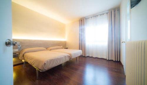 Economy Twin Room