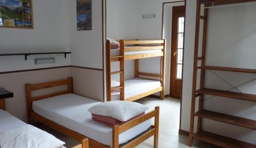 Quadruple Room with Mountain View