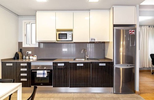 El Guinardo Apartment | SAGRADA FAMILIA FULLY EQUIPPED TERRACE WIFI/AC/5PP By MyRentalHost