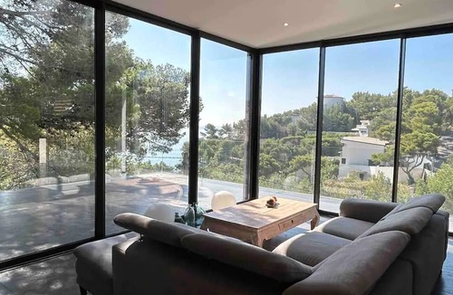 Ensues-la-Redonne House | U Sirenu
