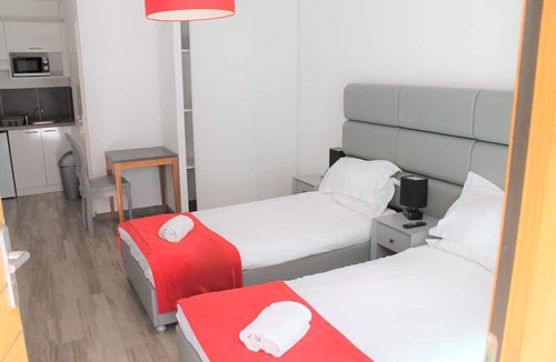 Eguilles Hotel | Pool Retreat 4 Mi to Château de la Gaude and Provence Vineyards