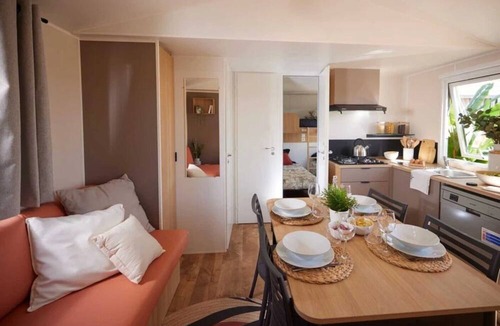 Sospel House | Camping 2 étoiles - Piscine - ccbgb0g