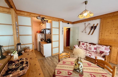 Saint-Jorioz Apartment | Mimouche's Apartment Near the Lake