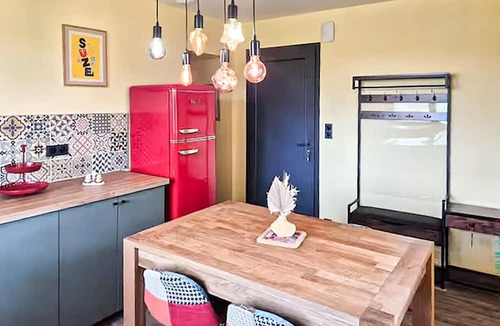Gestas Apartment | 1 bedroom stunning apartment in Gestas