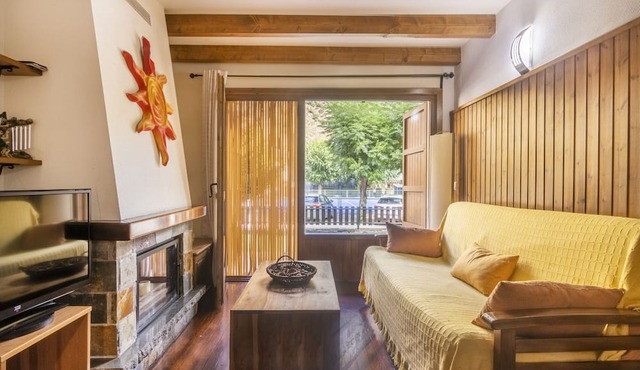 Apartment 'Suites Spain Playa - Vaqueira' with Wi-Fi and Air Conditioning