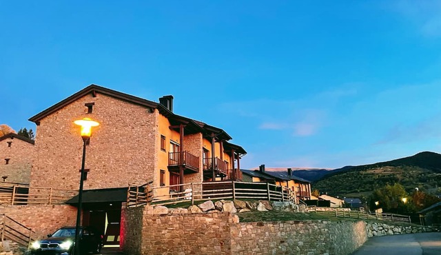 Renovated apartment with private garden, parking, swimming pool and high speed WiFi