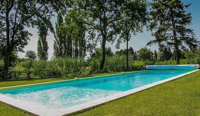 Cottage 'Voûte' with Shared Pool, Shared Terrace and Wi-Fi