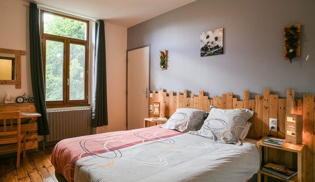 La Palette Guest Room with Mountain View, Shared Garden & Wi-Fi