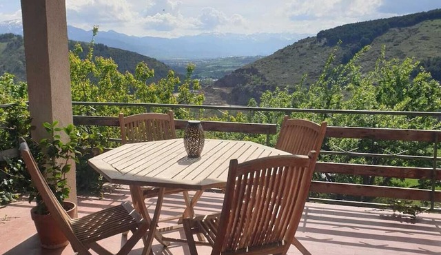 Fireplace, garden and nature in Cerdagne for 7 pax