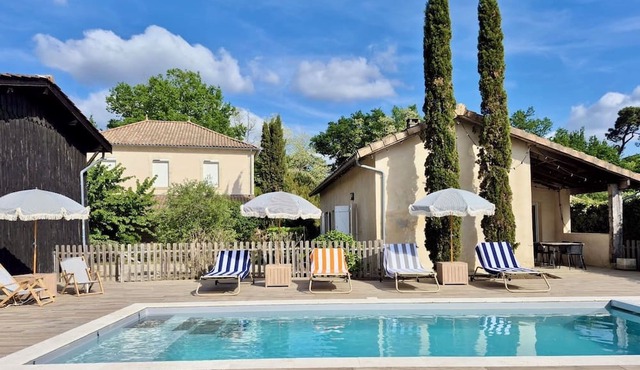 Charming cottage near Hostens