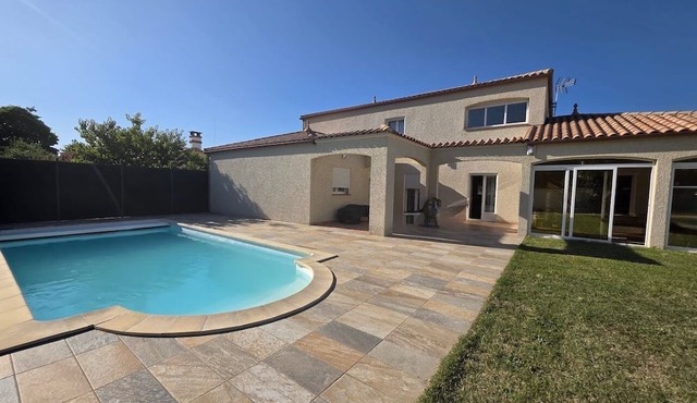 Charming villa with private pool in Laroque des Albères for 8 people