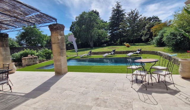 Charming winegrower's farmhouse/villa recently renovated with swimming pool max 14 pers.