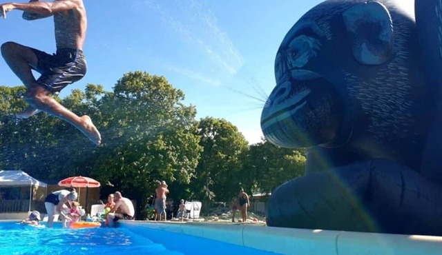 Camping 3 étoiles - Piscine - ccbgbia